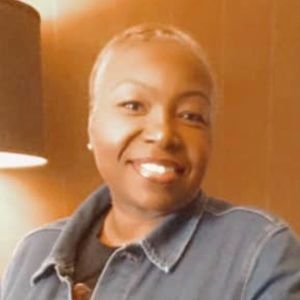 Meet your Posher, Regina